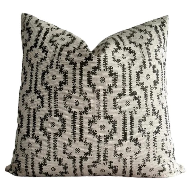 Pregnancy Pillows for Expectant MothersSoft and Fluffy Pillows for Bedroom ComfortDesigner Maresca Pillow Cover Shipibo in Charcoal Pregnancy Pillows for Expectant MothersSoft and Fluffy Pillows for Bedroom ComfortDesigner Maresca Pillow Cover Shipibo in Charcoal