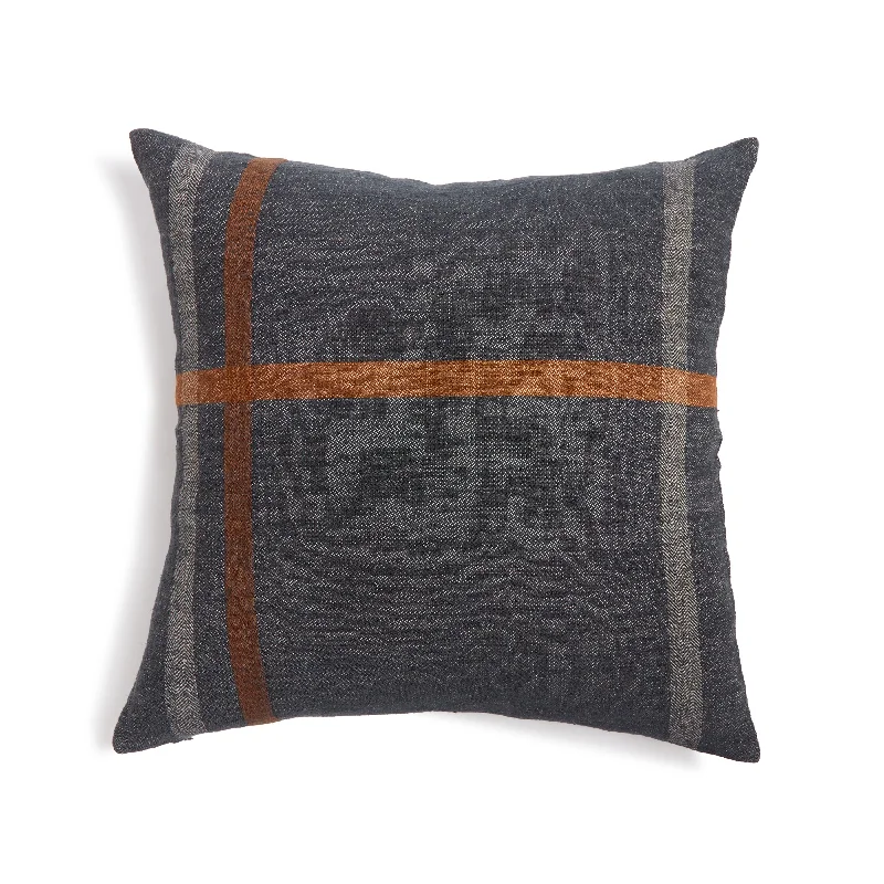 Travel Pillows for Long JourneysVelvet Pillows for a Touch of EleganceBryant 20" X 20" Pillow With Insert Travel Pillows for Long JourneysVelvet Pillows for a Touch of EleganceBryant 20" X 20" Pillow With Insert