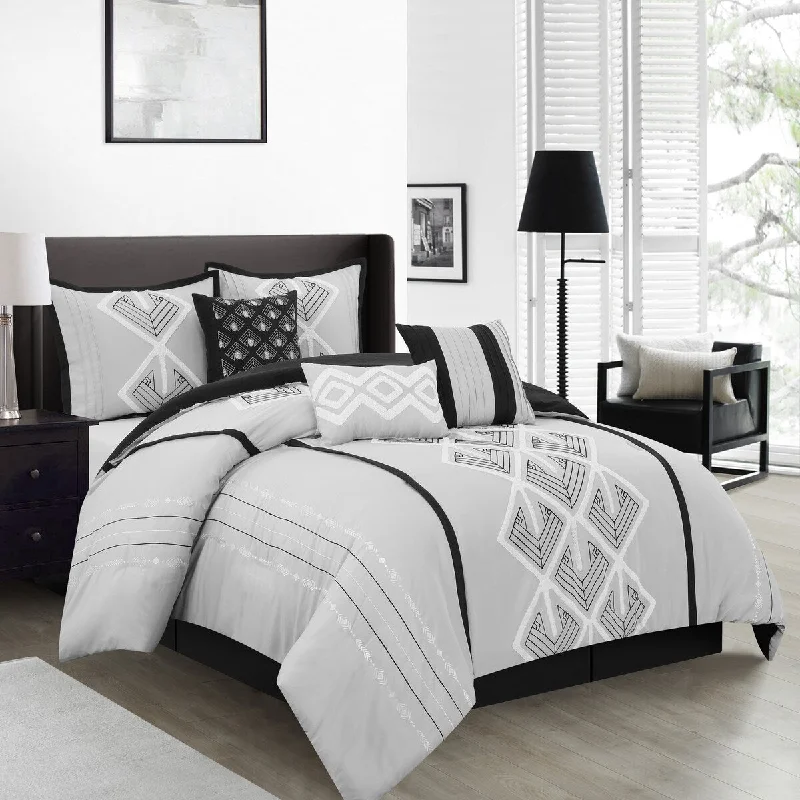 Latex - filled comforters with a bouncy texture and good supportNanshing Corina 7 Piece Terry Embroidery Comforter Set Latex - filled comforters with a bouncy texture and good supportNanshing Corina 7 Piece Terry Embroidery Comforter Set