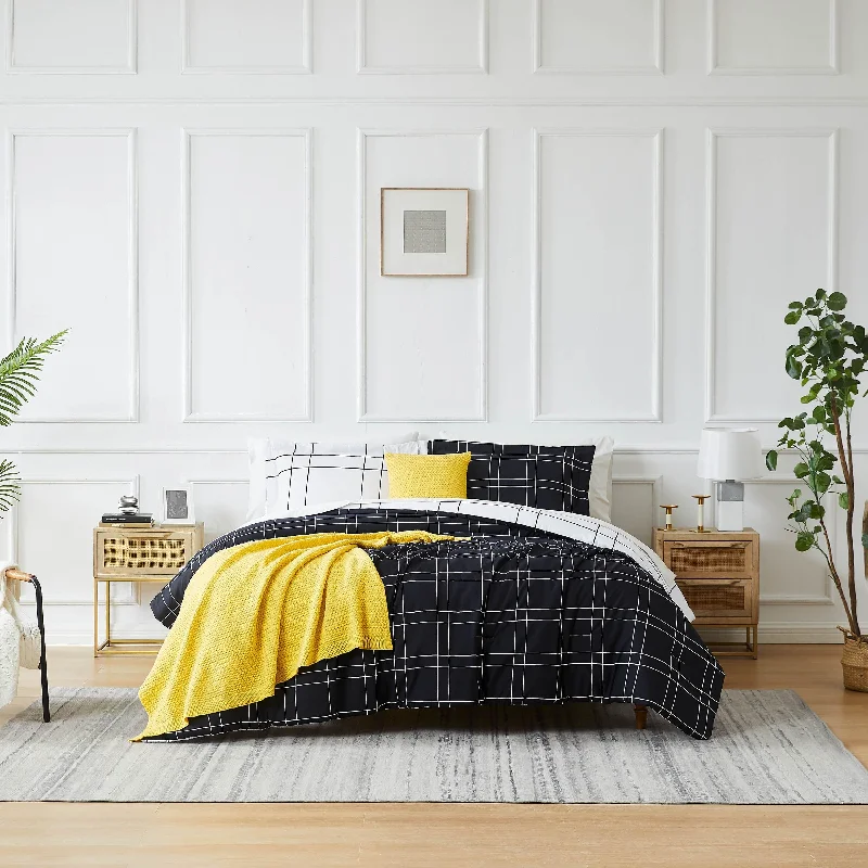 Down - filled comforters for supreme warmth and lightnessUrban Grid Oversized 5-Piece Comforter Set