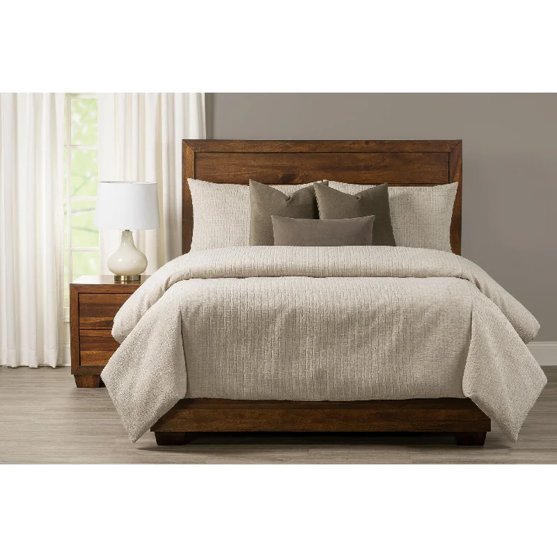 Silk - filled comforters for a luxurious and smooth touchSeagrass 7 Piece Duvet Set Silk - filled comforters for a luxurious and smooth touchSeagrass 7 Piece Duvet Set