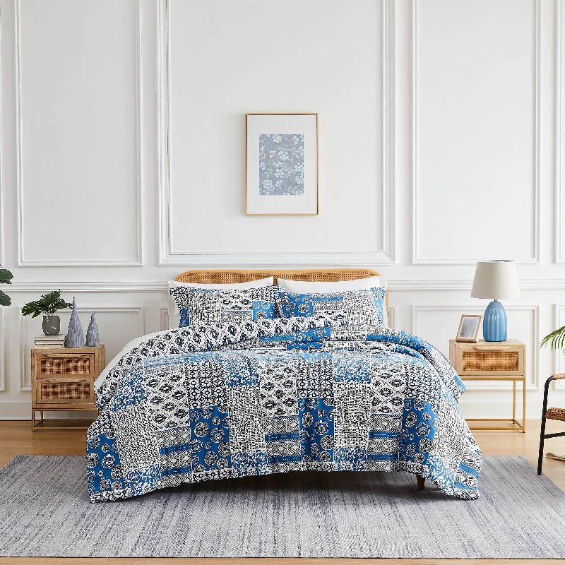 Down - filled comforters for supreme warmth and lightnessGlobal Patchwork Comforter Set Down - filled comforters for supreme warmth and lightnessGlobal Patchwork Comforter Set