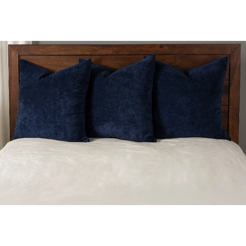 Plush Pillows for a Cozy BedOverall Pillow Set
