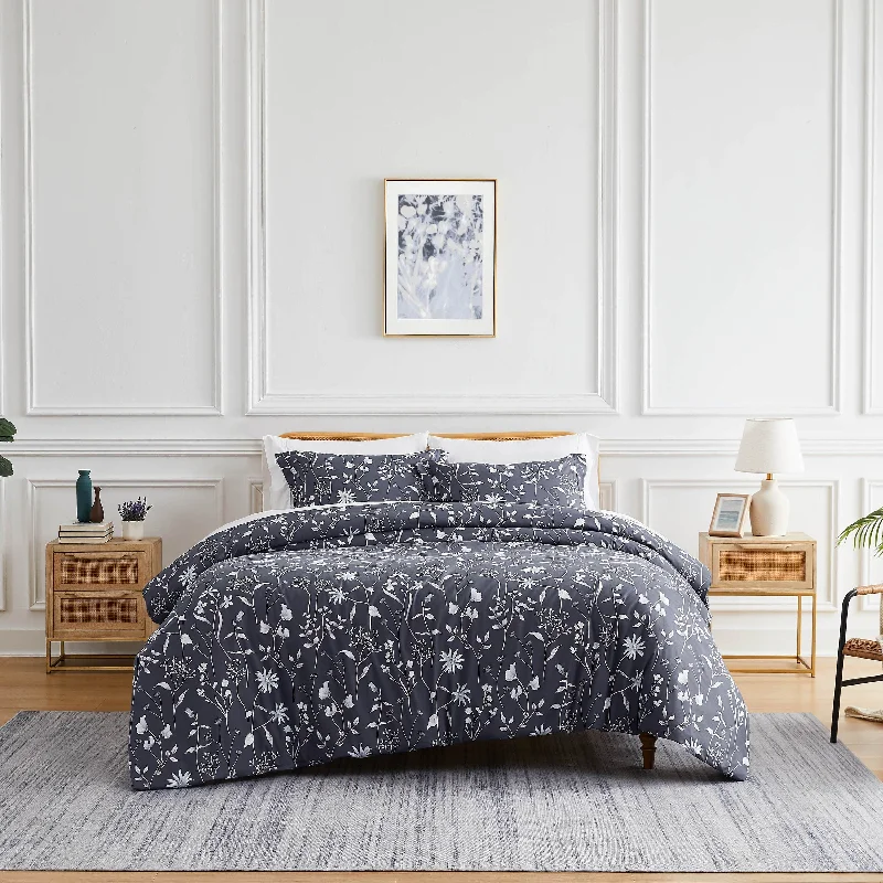Silk - filled comforters for a luxurious and smooth touchSecret Meadow Comforter Set Silk - filled comforters for a luxurious and smooth touchSecret Meadow Comforter Set
