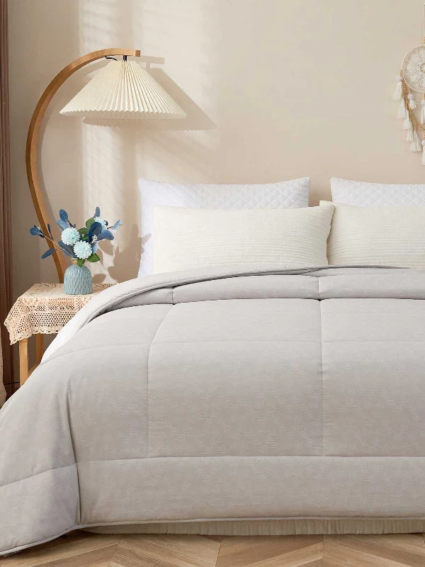 Duck down comforters with a softer feel and good warmth retentionUpsilon Smoky Gray Pattern Cotton All Season Comforter Duck down comforters with a softer feel and good warmth retentionUpsilon Smoky Gray Pattern Cotton All Season Comforter
