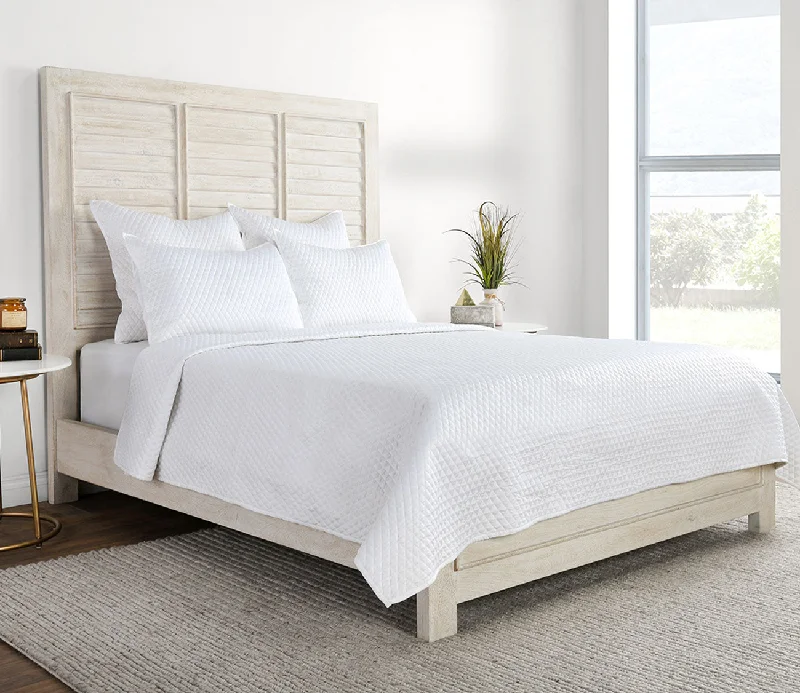 Soft and Fluffy Pillows for Bedroom ComfortVilla by Classic Home Diamond White Sateen Quilt Soft and Fluffy Pillows for Bedroom ComfortVilla by Classic Home Diamond White Sateen Quilt