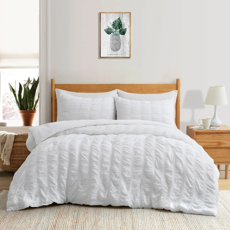 Latex - filled comforters with a bouncy texture and good support3-Piece Seersucker Bubble Ruffled Chic Textured Comforter Set, Lightweight Bedding Set Latex - filled comforters with a bouncy texture and good support3-Piece Seersucker Bubble Ruffled Chic Textured Comforter Set, Lightweight Bedding Set