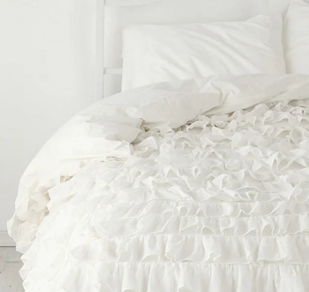 Boho - style duvet covers with vibrant colors and ethnic patternsWaterfall Ruffle Duvet Covers 1000TC Egyptian Cotton White Boho - style duvet covers with vibrant colors and ethnic patternsWaterfall Ruffle Duvet Covers 1000TC Egyptian Cotton White