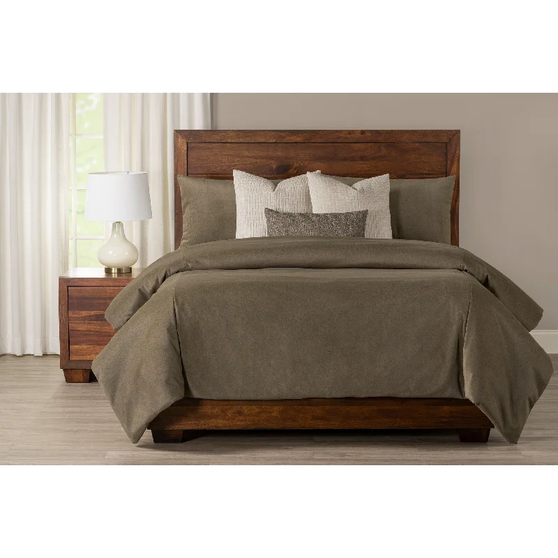 Duck down comforters with a softer feel and good warmth retentionBurly 7 Piece Duvet Set Duck down comforters with a softer feel and good warmth retentionBurly 7 Piece Duvet Set