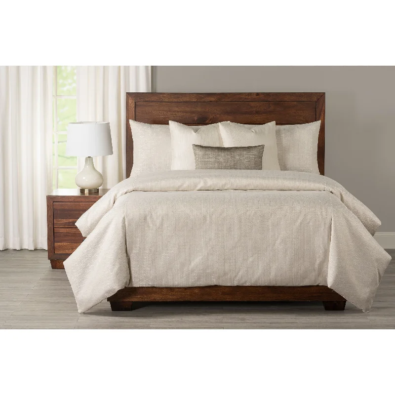 Goose down comforters known for their superior quality and insulationStar Attraction 7 Piece Duvet Set Goose down comforters known for their superior quality and insulationStar Attraction 7 Piece Duvet Set
