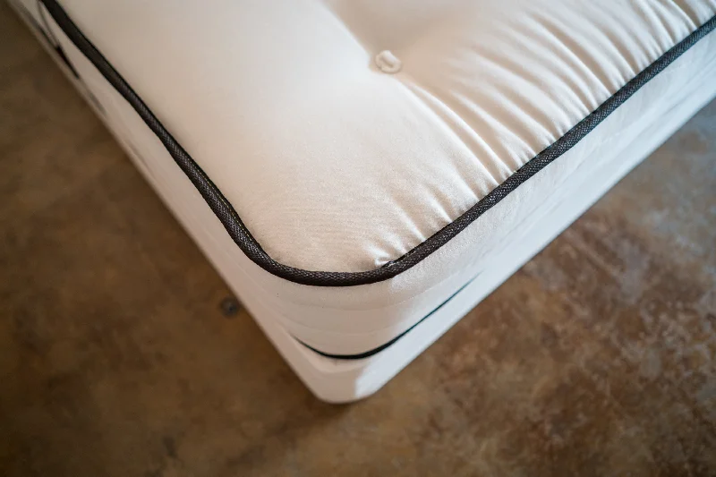 Down Alternative Pillows for Ethical ChoicesInnerspring Mattress