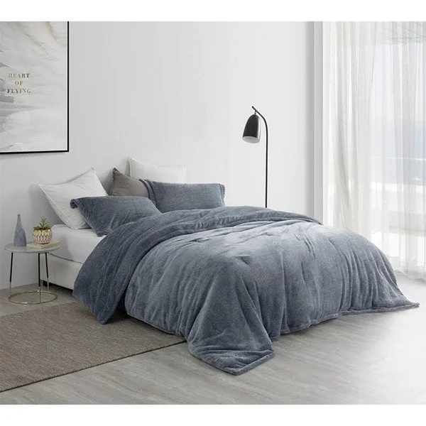 Wool - filled comforters with natural moisture - wicking and temperature - regulating featuresUB Jealy Coma Inducer Oversized Comforter Set - Nightfall Navy Wool - filled comforters with natural moisture - wicking and temperature - regulating featuresUB Jealy Coma Inducer Oversized Comforter Set - Nightfall Navy