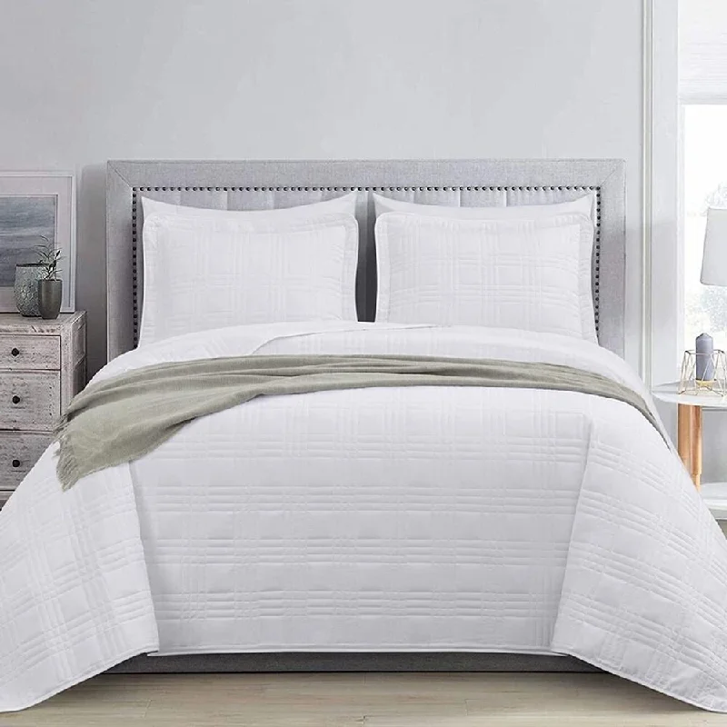 Alpaca wool blankets for a hypoallergenic and warm optionKing - size blankets to cover large beds comfortably3pc King Size Quilted Bedspread Coverlet Set White Alpaca wool blankets for a hypoallergenic and warm optionKing - size blankets to cover large beds comfortably3pc King Size Quilted Bedspread Coverlet Set White