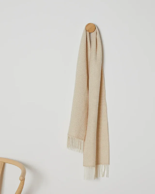 Cotton blankets for breathability and a lightweight feelSilk blankets with a smooth and elegant touchFoxford Bone Herringbone Cashmere Blend Scarf Cotton blankets for breathability and a lightweight feelSilk blankets with a smooth and elegant touchFoxford Bone Herringbone Cashmere Blend Scarf