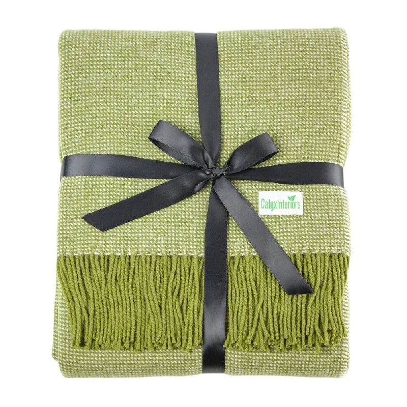 Green orchard/cream