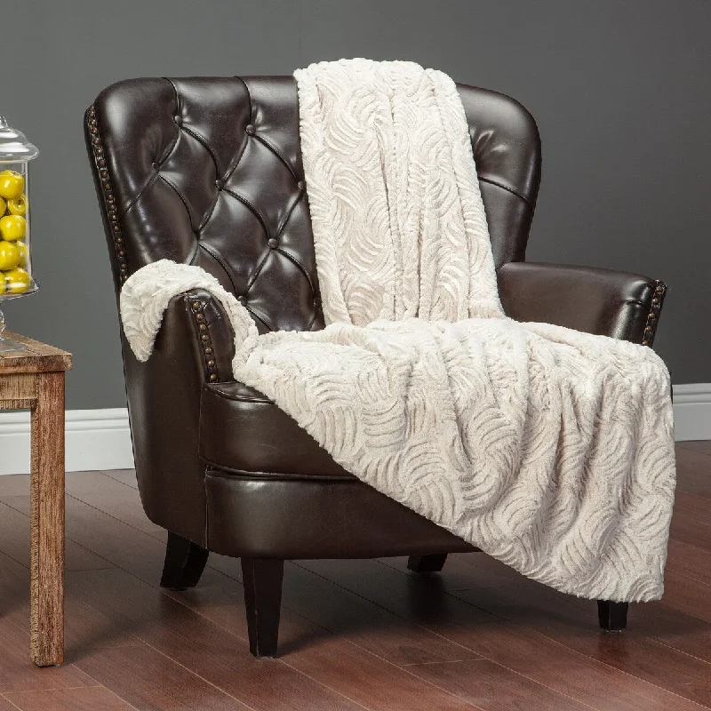 Microfiber blankets that are durable and easy to care forFleece blankets for a cozy and plush textureChanasya Frost Tip Textured Faux Fur Throw Blanket With Reversible Mink Microfiber blankets that are durable and easy to care forFleece blankets for a cozy and plush textureChanasya Frost Tip Textured Faux Fur Throw Blanket With Reversible Mink