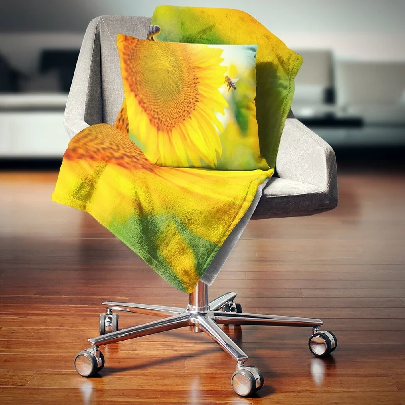 Microfiber blankets that are durable and easy to care forMicrofiber blankets that are durable and easy to care forDesignart 'Beautiful Sunflowers Blooming' Animal Throw Blanket Microfiber blankets that are durable and easy to care forMicrofiber blankets that are durable and easy to care forDesignart 'Beautiful Sunflowers Blooming' Animal Throw Blanket