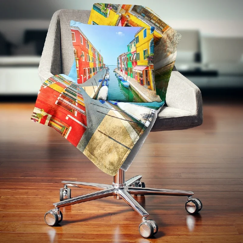 Microfiber blankets that are durable and easy to care forMicrofiber blankets that are durable and easy to care forDesignart 'Colorful Burano Island Canal Venice' Landscape Fleece Throw Blanket Microfiber blankets that are durable and easy to care forMicrofiber blankets that are durable and easy to care forDesignart 'Colorful Burano Island Canal Venice' Landscape Fleece Throw Blanket