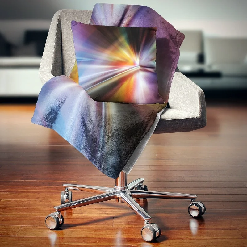 Fleece blankets for a cozy and plush textureMohair blankets with a unique sheen and softnessDesignart 'Rays of Speed Purple' Abstract Throw Blanket Fleece blankets for a cozy and plush textureMohair blankets with a unique sheen and softnessDesignart 'Rays of Speed Purple' Abstract Throw Blanket