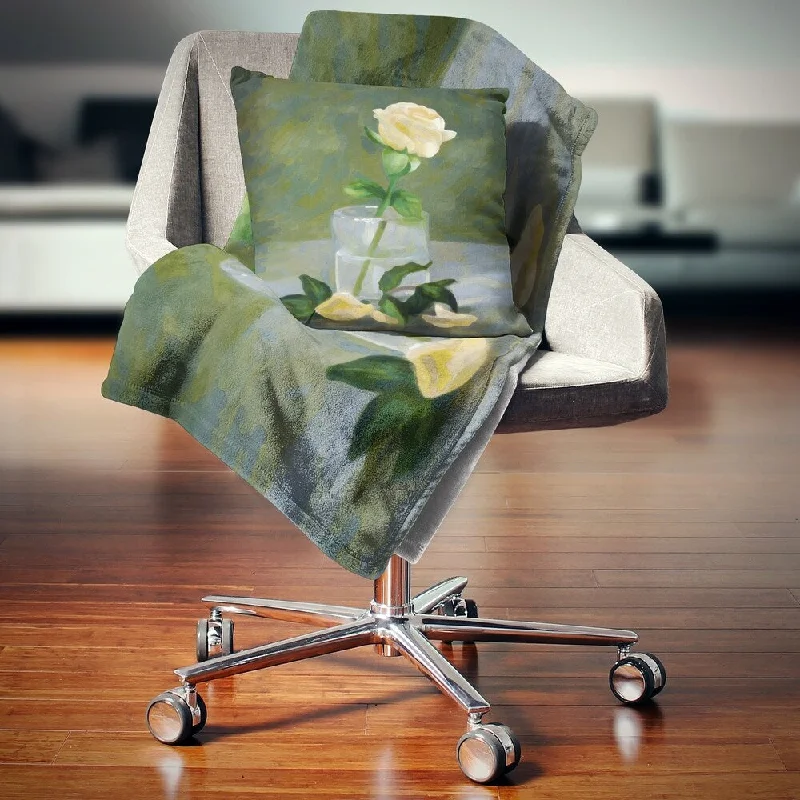 Fleece blankets for a cozy and plush textureMohair blankets with a unique sheen and softnessDesignart 'Rose Flower in Glass Watercolor' Floral Throw Blanket Fleece blankets for a cozy and plush textureMohair blankets with a unique sheen and softnessDesignart 'Rose Flower in Glass Watercolor' Floral Throw Blanket