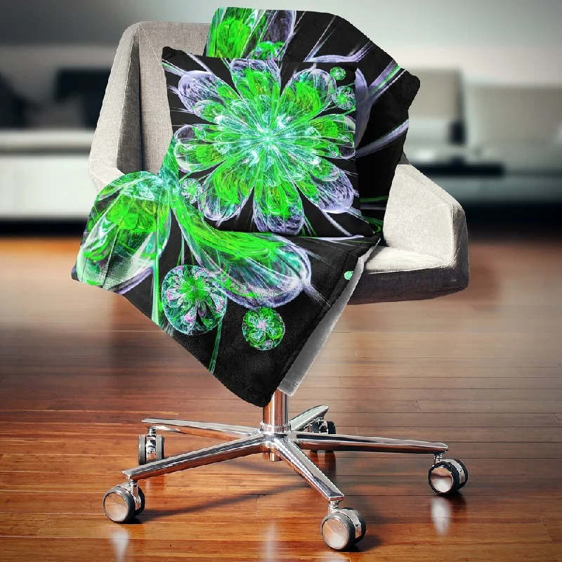 Silk blankets with a smooth and elegant touchRayon from bamboo blankets for a silky and breathable feelDesignart 'Shiny Green Purple Fractal Flower on Black' Floral Throw Blanket Silk blankets with a smooth and elegant touchRayon from bamboo blankets for a silky and breathable feelDesignart 'Shiny Green Purple Fractal Flower on Black' Floral Throw Blanket