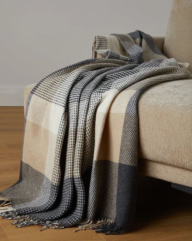 Alpaca wool blankets for a hypoallergenic and warm optionRecycled polyester blankets for an eco - conscious optionFoxford Downpatrick Cashmere and Lambswool Throw Alpaca wool blankets for a hypoallergenic and warm optionRecycled polyester blankets for an eco - conscious optionFoxford Downpatrick Cashmere and Lambswool Throw