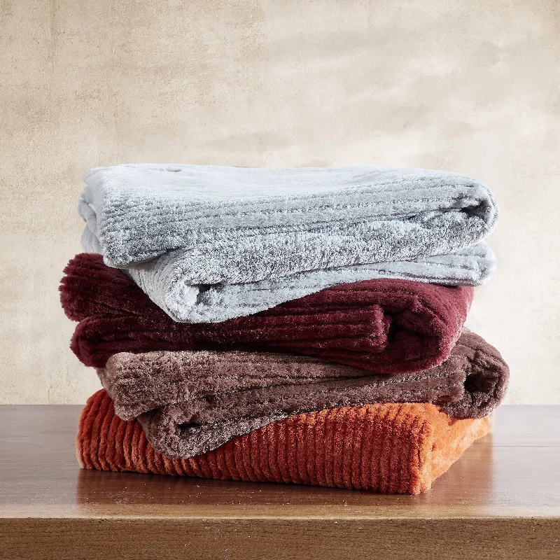 Chenille blankets with a thick and fuzzy textureFleece blankets for a cozy and plush textureEddie Bauer Ribbed Super Soft Textured- Solid Plush Throw Blanket Chenille blankets with a thick and fuzzy textureFleece blankets for a cozy and plush textureEddie Bauer Ribbed Super Soft Textured- Solid Plush Throw Blanket