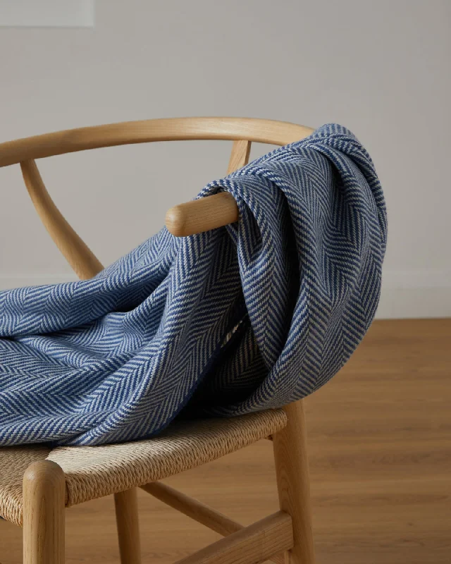 Microfiber blankets that are durable and easy to care forMohair blankets with a unique sheen and softnessFoxford Inishmore Cashmere and Lambswool Throw Microfiber blankets that are durable and easy to care forMohair blankets with a unique sheen and softnessFoxford Inishmore Cashmere and Lambswool Throw