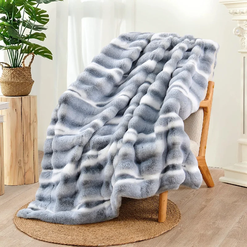 Mohair blankets with a unique sheen and softnessWool blankets with natural warmth and insulationHome Soft Things Tip Dying Two Tone FauxFur Throw Thick Fuzzy Blanket Mohair blankets with a unique sheen and softnessWool blankets with natural warmth and insulationHome Soft Things Tip Dying Two Tone FauxFur Throw Thick Fuzzy Blanket
