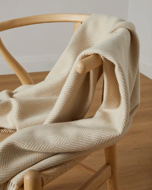 King - size blankets to cover large beds comfortablyFleece blankets for a cozy and plush textureFoxford Keem Bay Cashmere and Lambswool Throw King - size blankets to cover large beds comfortablyFleece blankets for a cozy and plush textureFoxford Keem Bay Cashmere and Lambswool Throw