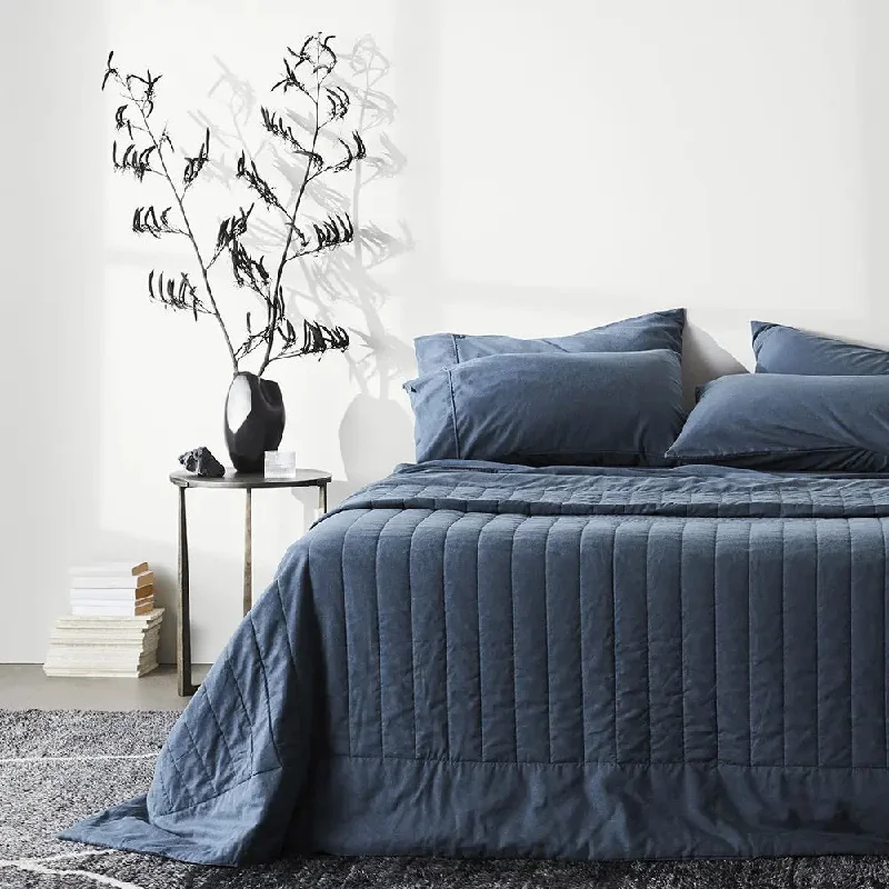 Rayon from bamboo blankets for a silky and breathable feelQueen - size blankets for standard - sized bedsCleanBamboo Hemp™ Linen+ Quilted Coverlet Rayon from bamboo blankets for a silky and breathable feelQueen - size blankets for standard - sized bedsCleanBamboo Hemp™ Linen+ Quilted Coverlet