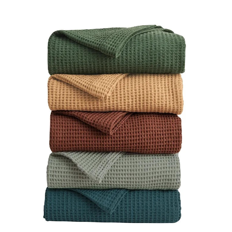 Linen blankets with a rustic and textured lookCotton blankets for breathability and a lightweight feelLinery & Co. 100% Cotton All-Season Lightweight Waffle Weave Knit Throw Blanket Linen blankets with a rustic and textured lookCotton blankets for breathability and a lightweight feelLinery & Co. 100% Cotton All-Season Lightweight Waffle Weave Knit Throw Blanket