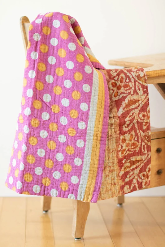 Silk blankets with a smooth and elegant touchKing - size blankets to cover large beds comfortablyLovely No. 3 Kantha Baby Blanket Silk blankets with a smooth and elegant touchKing - size blankets to cover large beds comfortablyLovely No. 3 Kantha Baby Blanket