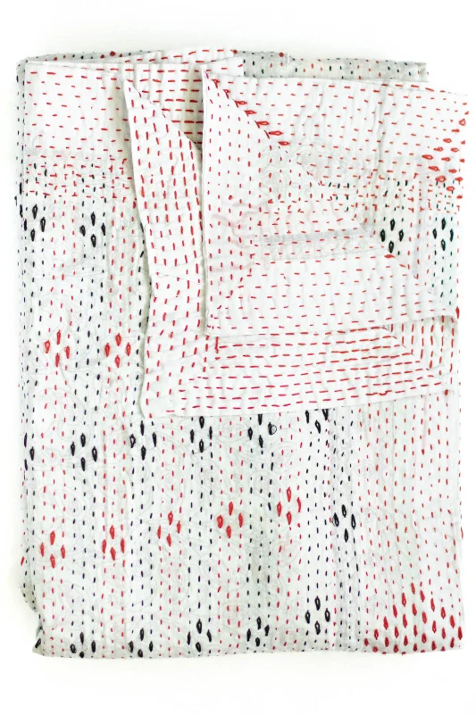 Alpaca wool blankets for a hypoallergenic and warm optionAlpaca wool blankets for a hypoallergenic and warm optionMasterpiece No. 100 Kantha Quilt Alpaca wool blankets for a hypoallergenic and warm optionAlpaca wool blankets for a hypoallergenic and warm optionMasterpiece No. 100 Kantha Quilt