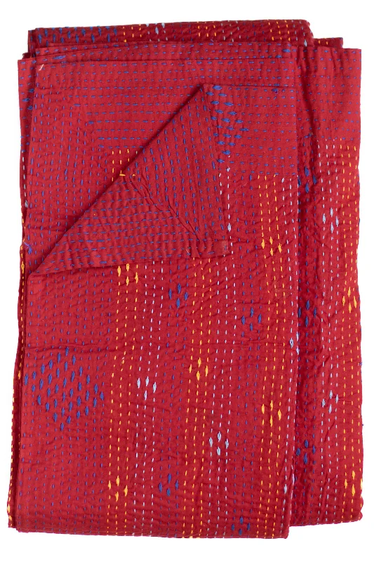 Chenille blankets with a thick and fuzzy textureCashmere blankets for ultimate softness and luxuryMasterpiece No. 107 Kantha Quilt Chenille blankets with a thick and fuzzy textureCashmere blankets for ultimate softness and luxuryMasterpiece No. 107 Kantha Quilt