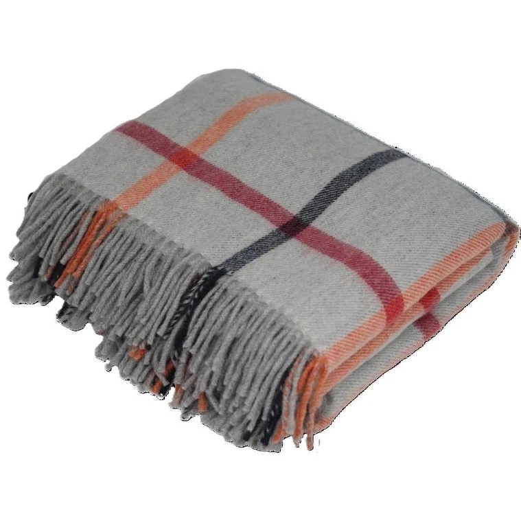 Queen - size blankets for standard - sized bedsChenille blankets with a thick and fuzzy textureMilton Melba Queen - size blankets for standard - sized bedsChenille blankets with a thick and fuzzy textureMilton Melba