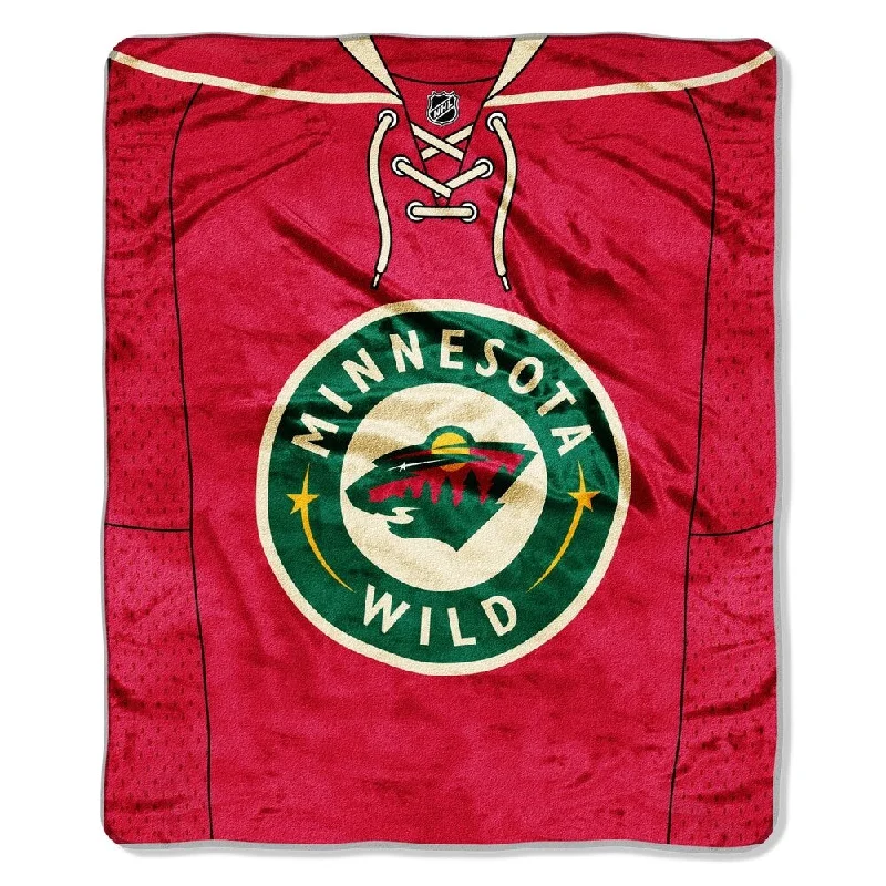 Cotton blankets for breathability and a lightweight feelLinen blankets with a rustic and textured lookNHL Raschel 0701 Wild Jersey Throw
