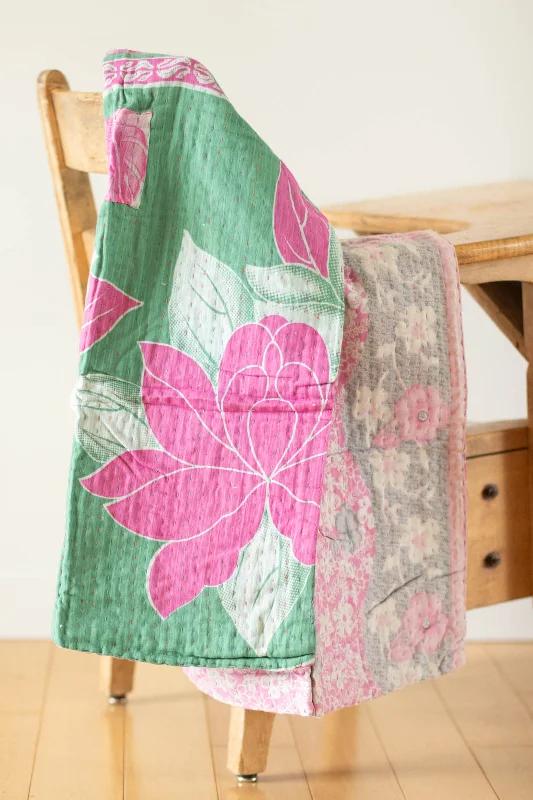 Queen - size blankets for standard - sized bedsCotton blankets for breathability and a lightweight feelNice No. 7 Kantha Mini Blanket Queen - size blankets for standard - sized bedsCotton blankets for breathability and a lightweight feelNice No. 7 Kantha Mini Blanket