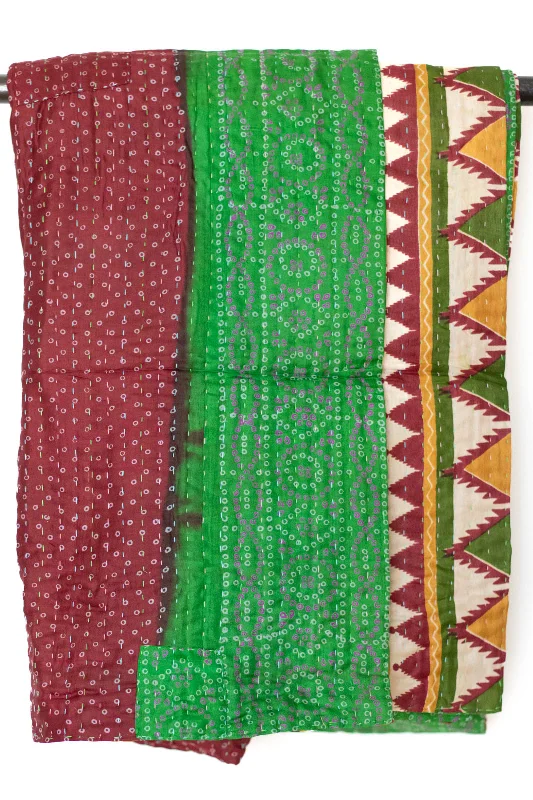 Alpaca wool blankets for a hypoallergenic and warm optionFleece blankets for a cozy and plush texturePraise Silk Blend Throw Alpaca wool blankets for a hypoallergenic and warm optionFleece blankets for a cozy and plush texturePraise Silk Blend Throw
