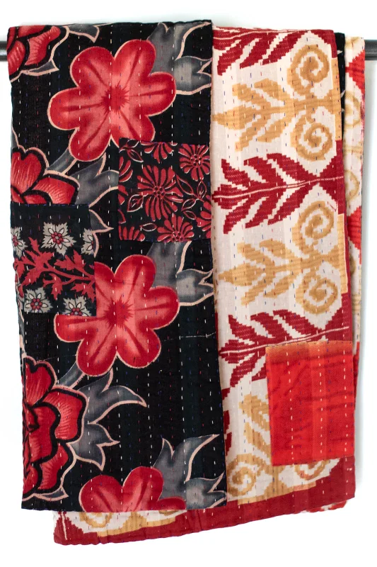 Bamboo fiber blankets with natural antibacterial propertiesMohair blankets with a unique sheen and softnessPride Kantha Throw Bamboo fiber blankets with natural antibacterial propertiesMohair blankets with a unique sheen and softnessPride Kantha Throw