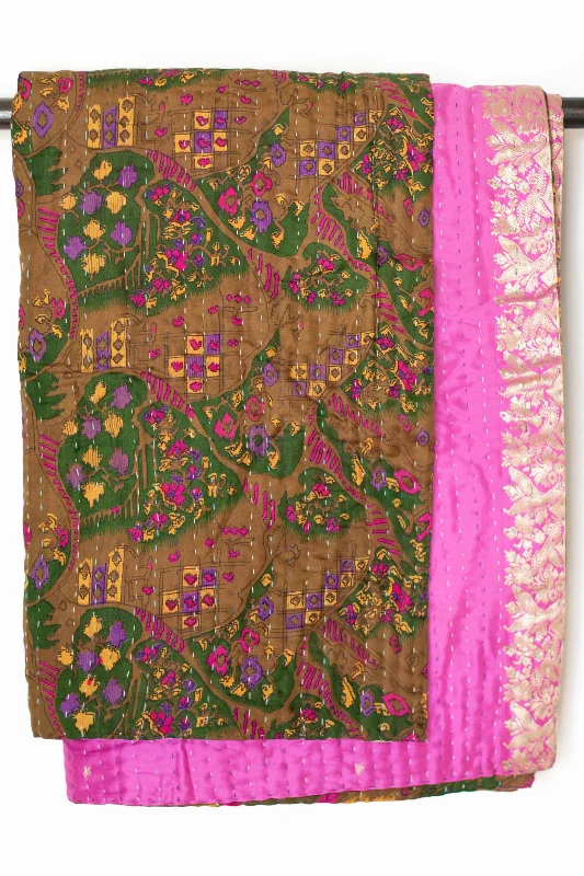 Mohair blankets with a unique sheen and softnessAcrylic blankets for a soft and affordable alternativeSentiment Silk Blend Throw Mohair blankets with a unique sheen and softnessAcrylic blankets for a soft and affordable alternativeSentiment Silk Blend Throw