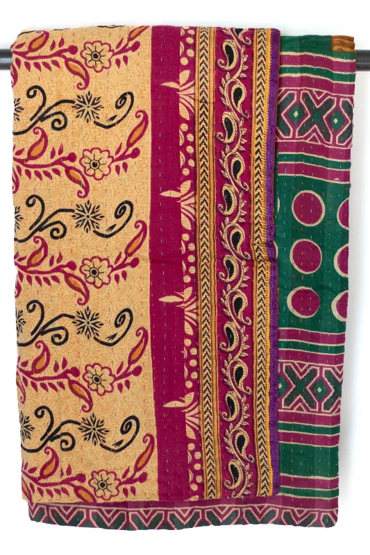 Bamboo fiber blankets with natural antibacterial propertiesCotton blankets for breathability and a lightweight feelSway Kantha Throw Bamboo fiber blankets with natural antibacterial propertiesCotton blankets for breathability and a lightweight feelSway Kantha Throw