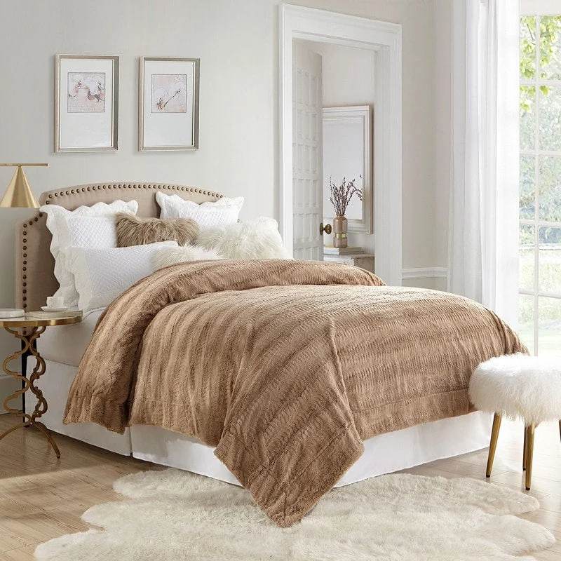 Cashmere blankets for ultimate softness and luxuryBamboo fiber blankets with natural antibacterial propertiesSwift Home Soft Embossed Imitation Faux Fur Throw Bedding Blanket Bedspread Cashmere blankets for ultimate softness and luxuryBamboo fiber blankets with natural antibacterial propertiesSwift Home Soft Embossed Imitation Faux Fur Throw Bedding Blanket Bedspread