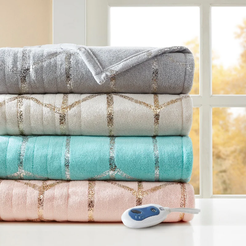 Rayon from bamboo blankets for a silky and breathable feelFleece blankets for a cozy and plush textureTrue North by Sleep Philosophy Khloe Heated Metallic Print Throw Rayon from bamboo blankets for a silky and breathable feelFleece blankets for a cozy and plush textureTrue North by Sleep Philosophy Khloe Heated Metallic Print Throw