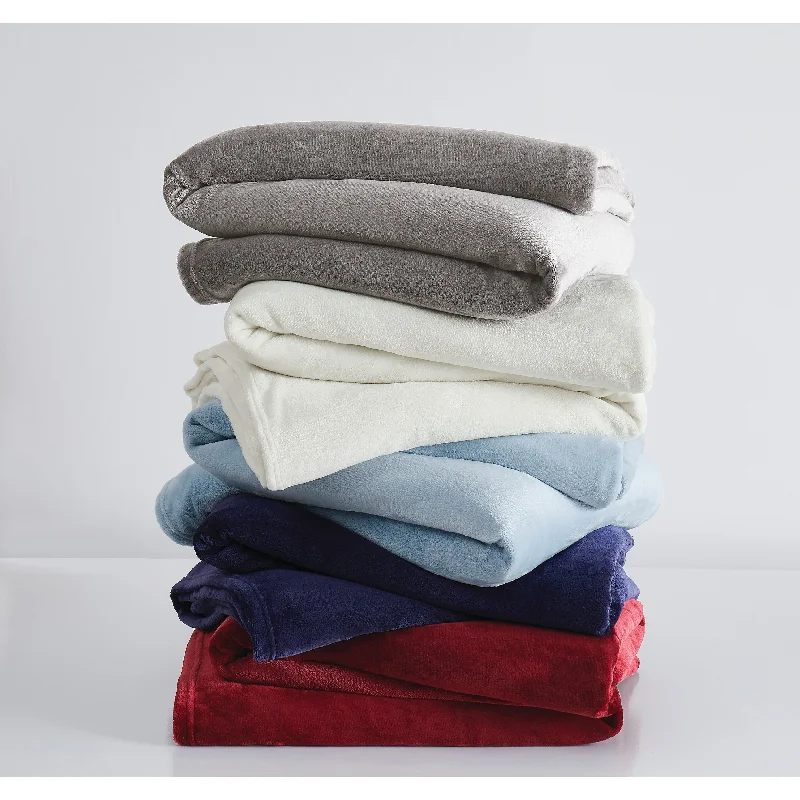 King - size blankets to cover large beds comfortablyCotton blankets for breathability and a lightweight feelTruly Soft Velvet Plush Oversized Family Blanket King - size blankets to cover large beds comfortablyCotton blankets for breathability and a lightweight feelTruly Soft Velvet Plush Oversized Family Blanket
