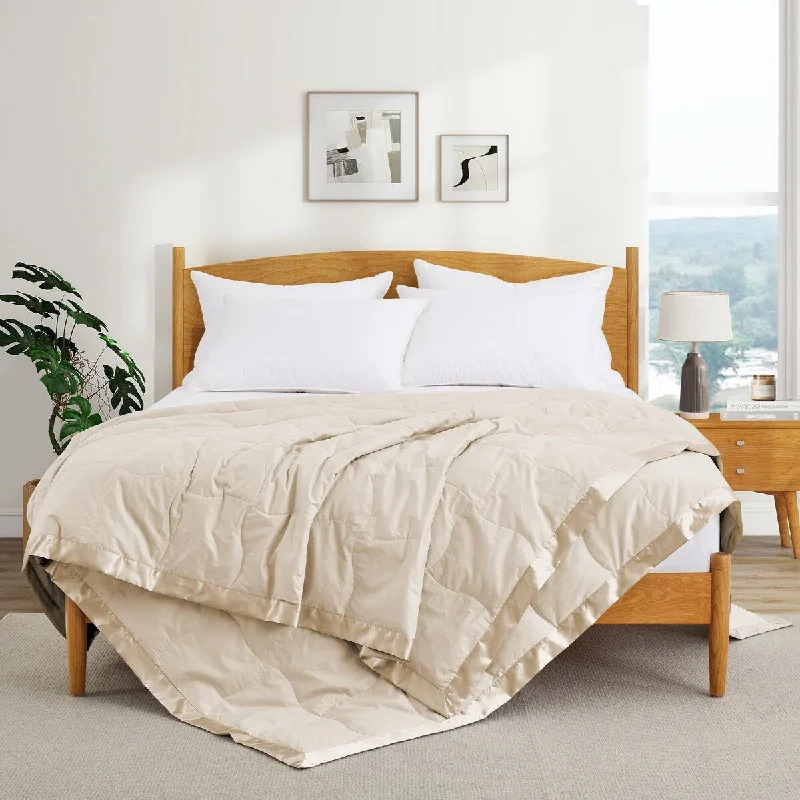 Silk blankets with a smooth and elegant touchSilk blankets with a smooth and elegant touchUltra-Soft Cozy Cotton Down Bed Blanket with Satin Trim Silk blankets with a smooth and elegant touchSilk blankets with a smooth and elegant touchUltra-Soft Cozy Cotton Down Bed Blanket with Satin Trim
