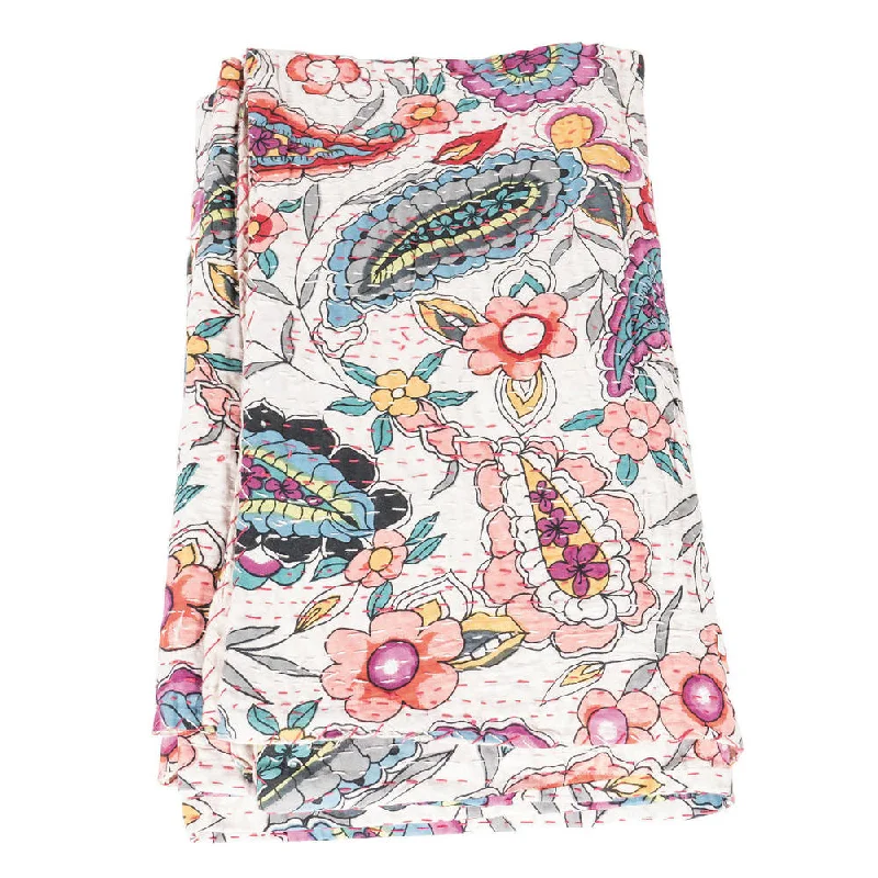 Microfiber blankets that are durable and easy to care forChenille blankets with a thick and fuzzy textureVintage Kantha Indian Handmade Colorful Floral Throw Bedspread (India) Microfiber blankets that are durable and easy to care forChenille blankets with a thick and fuzzy textureVintage Kantha Indian Handmade Colorful Floral Throw Bedspread (India)
