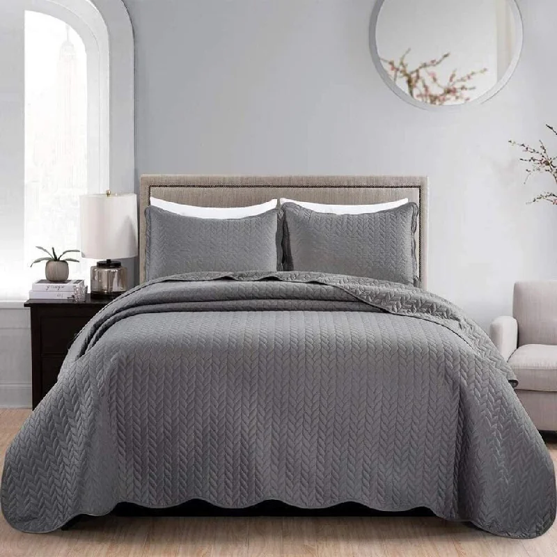 Alpaca wool blankets for a hypoallergenic and warm optionSilk blankets with a smooth and elegant touch3pc Full/Queen Embossed Quilted Bedspread Reversible Grey Alpaca wool blankets for a hypoallergenic and warm optionSilk blankets with a smooth and elegant touch3pc Full/Queen Embossed Quilted Bedspread Reversible Grey