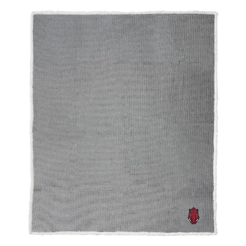Mohair blankets with a unique sheen and softnessLinen blankets with a rustic and textured lookArkansas Subtle Waffle Sherpa Thorw Mohair blankets with a unique sheen and softnessLinen blankets with a rustic and textured lookArkansas Subtle Waffle Sherpa Thorw