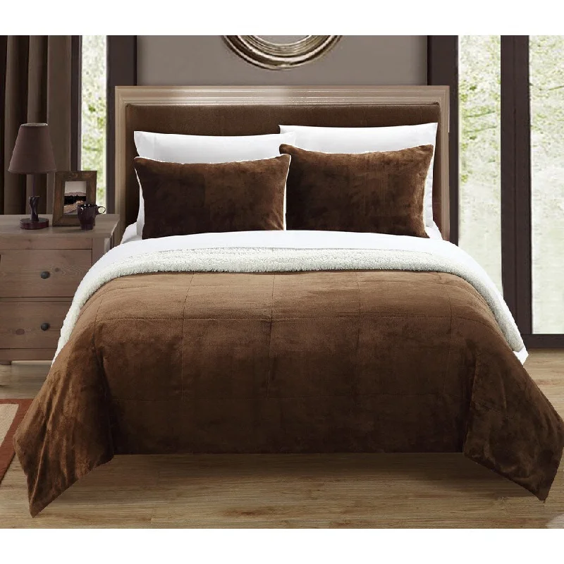 Fleece blankets for a cozy and plush textureMicrofiber blankets that are durable and easy to care forChic Home Ernest 2-Piece Sherpa Blanket, Brown Fleece blankets for a cozy and plush textureMicrofiber blankets that are durable and easy to care forChic Home Ernest 2-Piece Sherpa Blanket, Brown